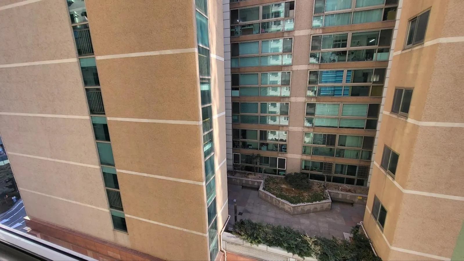 Appartamento 2608 # Gangnam Urban Vogue Suites#Sinnonhyeon Stn Exit 9, 1-Min #Top-Rated Unit # All-New Furniture & Peaceful Vibe Seul